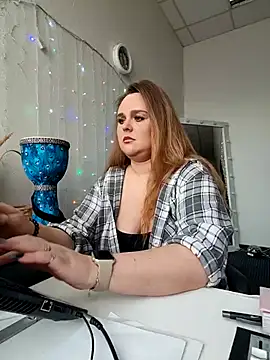 Juicy PeachLux online show from 21, 3, 2026