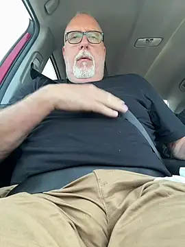 Snapshot of superbearboss chatting on 21, 7, 2026 superbearboss online show from 21, 7, 2026