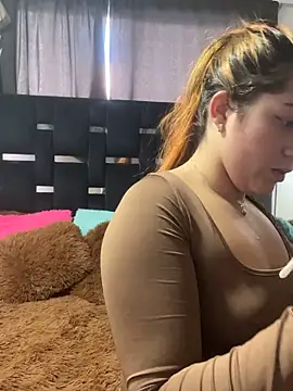 Karina Leon online show from 18, 4, 2026