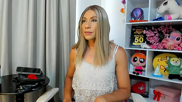 Snapshot of davinaclaire chatting on 12, 7, 2026 davinaclaire online show from 12, 7, 2026