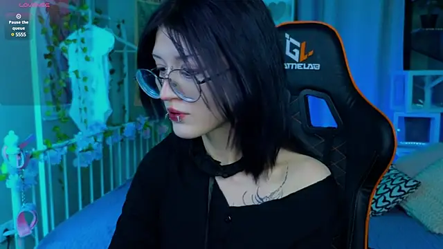 Snapshot of Setsunai_ chatting on 9, 3, 2025 Setsunai  online show from 9, 3, 2025