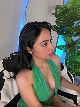  Emily Thompson  online show from 14, 3, 2026