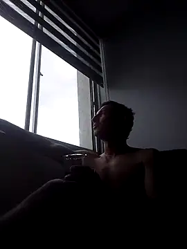 Snapshot of Alejo_baby18 chatting on 6, 3, 2025 Alejo baby18 online show from 6, 3, 2025