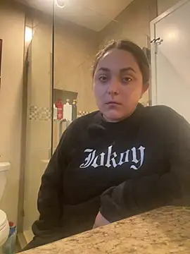 Snapshot of sexy_milfbell chatting on 7, 3, 2025 sexy milfbell online show from 7, 3, 2025