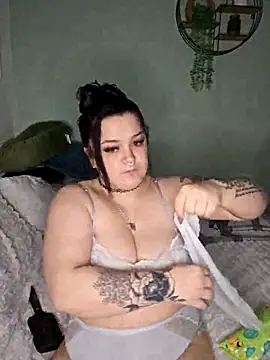 Saucy-Serenity online show from 20, 2, 2026