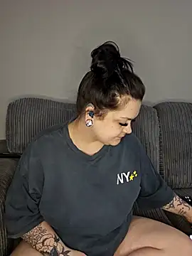 Saucy-Serenity online show from 15, 3, 2026