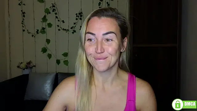 Kiss julli88I online show from 2, 11, 2025