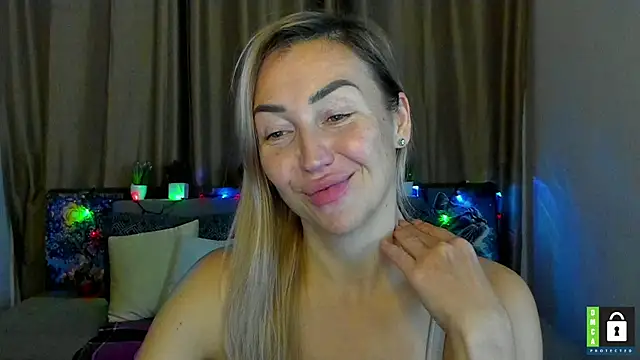 Kiss julli88I online show from 5, 12, 2025