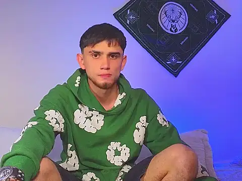 samevansx  online show from 24, 11, 2025