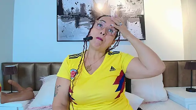 AlessandraLeroy online show from 27, 6, 2026