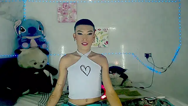 Snapshot of KimberlyXtreme chatting on 4, 10, 2025 KimberlyXtreme online show from 4, 10, 2025