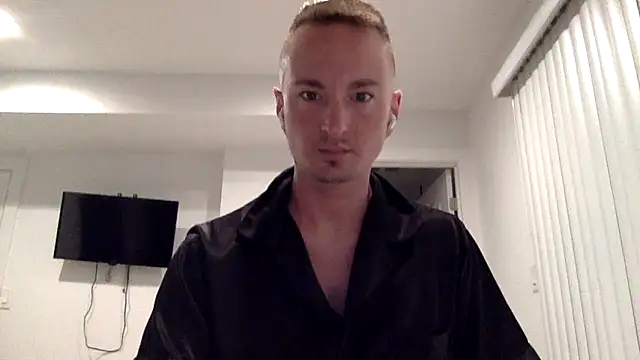 TheDaddy005 online show from 6, 3, 2025