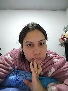 esmeralda jadees online show from 26, 7, 2026