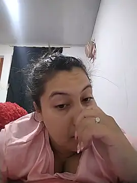 esmeralda jadees online show from 2, 8, 2026