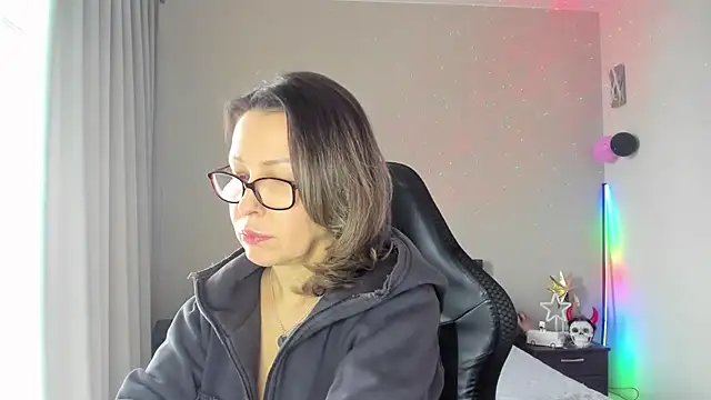 Snapshot of MANKAmmm1 chatting on 12, 3, 2025 MANKAmmm1 online show from 12, 3, 2025