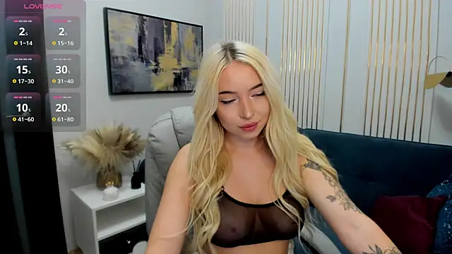 Snapshot of OhMyEmma chatting on 22, 3, 2025 OhMyEmma online show from 22, 3, 2025