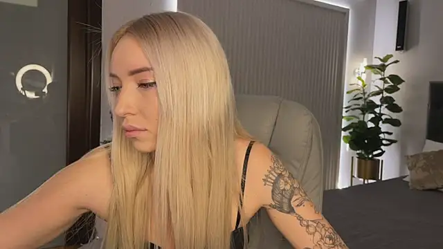 Snapshot of OhMyEmma chatting on 14, 1, 2026 OhMyEmma online show from 14, 1, 2026