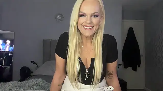 Funtime FreyaX online show from 16, 3, 2025