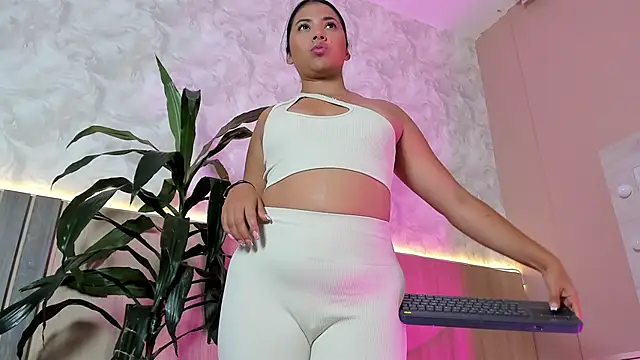  SamantaGomez online show from 18, 3, 2026