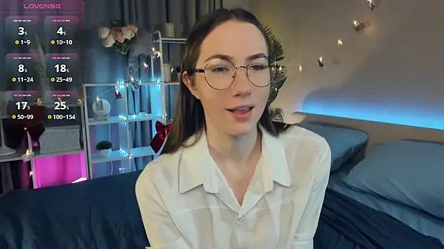 Kira mindnes online show from 13, 3, 2025