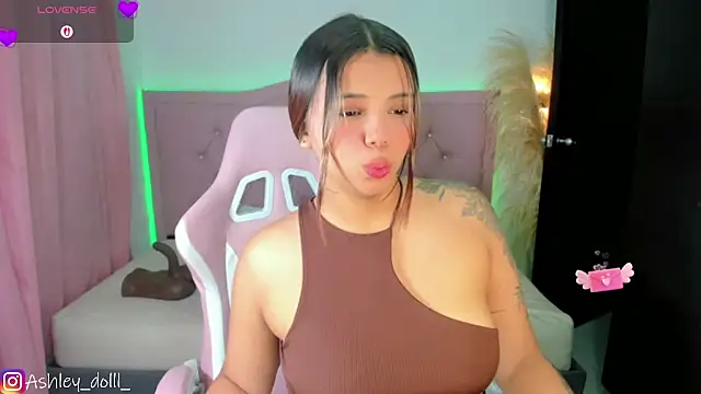 Ashley dolll online show from 21, 4, 2026