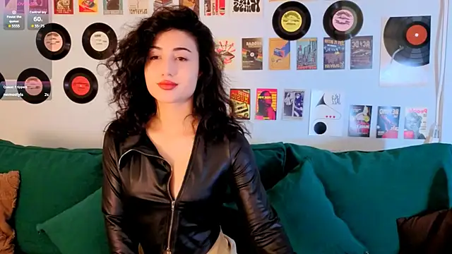 Maya Rogerss online show from 28, 7, 2026
