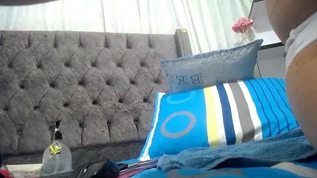 Snapshot of ANA-BULLOCK- chatting on 30, 9, 2025 ANA-BULLOCK- online show from 30, 9, 2025