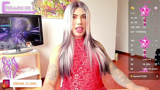 Snapshot of Sophie_whitexxx chatting on 8, 3, 2025 Sophie whitexxx online show from 8, 3, 2025