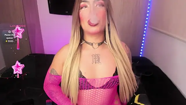 Sophie whitexxx online show from 22, 3, 2026