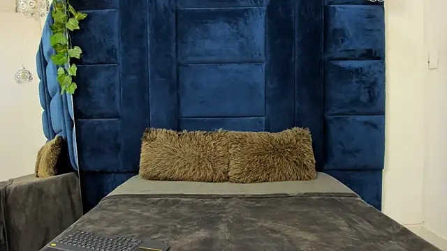 Snapshot of Samantha-Harpper chatting on 22, 3, 2025 Samantha-Harpper online show from 22, 3, 2025