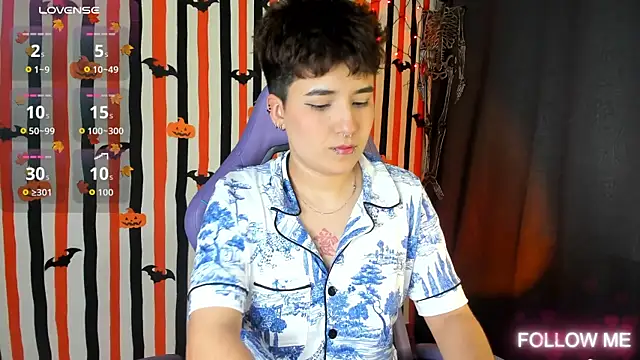 Snapshot of emma_cute7 chatting on 15, 10, 2025 emma cute7 online show from 15, 10, 2025