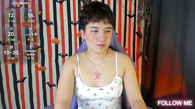 Snapshot of emma_cute7 chatting on 31, 10, 2025 emma cute7 online show from 31, 10, 2025