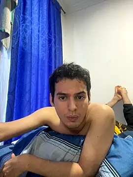 Thiagobb7 online show from 24, 10, 2025