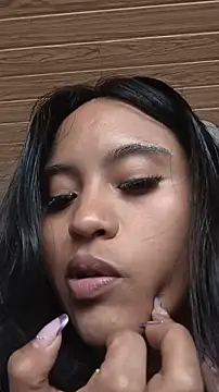 bella warzon online show from 2, 8, 2026