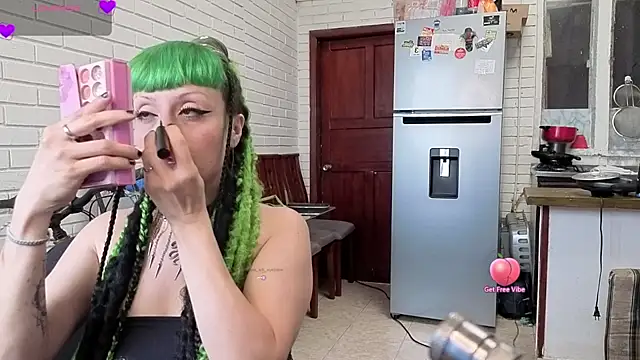 freyaa sorcerees online show from 4, 10, 2025