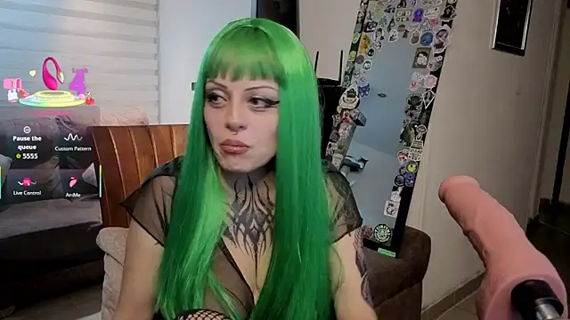 freyaa sorcerees online show from 5, 3, 2026