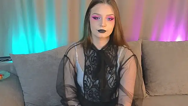 monicaerotic online show from 2, 2, 2026