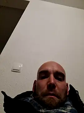 Snapshot of Smokeym123 chatting on 21, 2, 2026 Smokeym123 online show from 21, 2, 2026