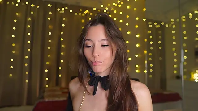 Snapshot of EditaBails chatting on 21, 12, 2025 EditaBails online show from 21, 12, 2025