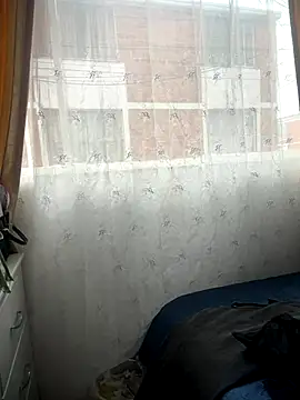 VictoriaGerard Pink online show from 21, 12, 2025