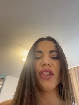 Eire Spencer online show from 7, 10, 2025