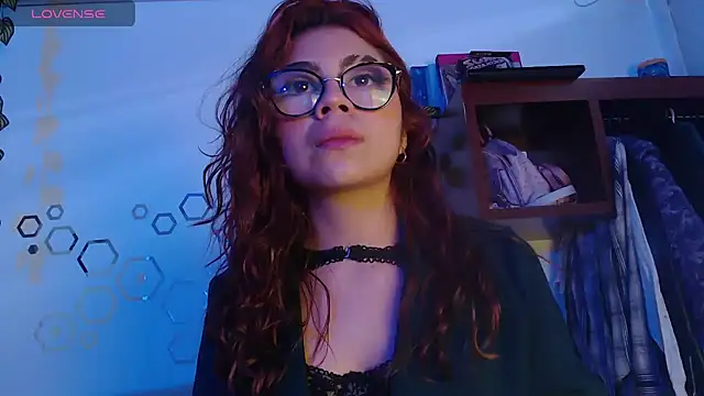 Snapshot of wet_valery chatting on 18, 10, 2025 wet valery online show from 18, 10, 2025