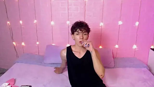 Snapshot of wet_valery chatting on 22, 2, 2026 wet valery online show from 22, 2, 2026