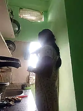 Hotty-Nidhi online show from 24, 11, 2025