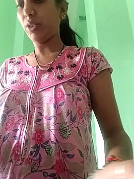 Hotty-Nidhi online show from 25, 11, 2025