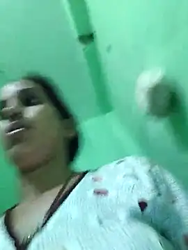 Snapshot of Hotty-Nidhi chatting on 25, 3, 2026 Hotty-Nidhi online show from 25, 3, 2026