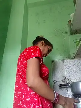 Snapshot of Hotty-Nidhi chatting on 4, 4, 2026 Hotty-Nidhi online show from 4, 4, 2026