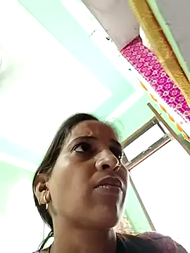 Hotty-Nidhi online show from 3, 6, 2026
