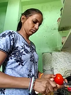 Hotty-Nidhi online show from 7, 6, 2026