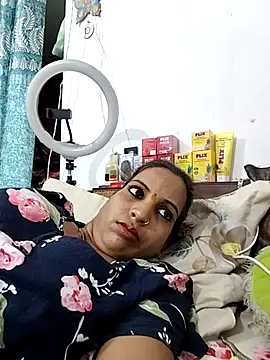 Hotty-Nidhi online show from 1, 7, 2026